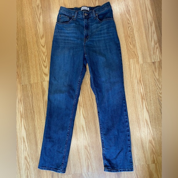 A&F 90’s Straight ultra high rise size 27, 4R Jeans ,no flaws - Picture 11 of 15